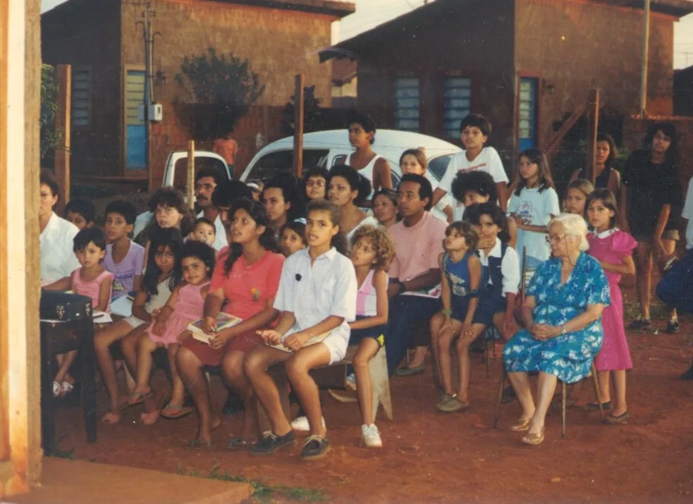 Culto ao ar livre no Aero Rancho